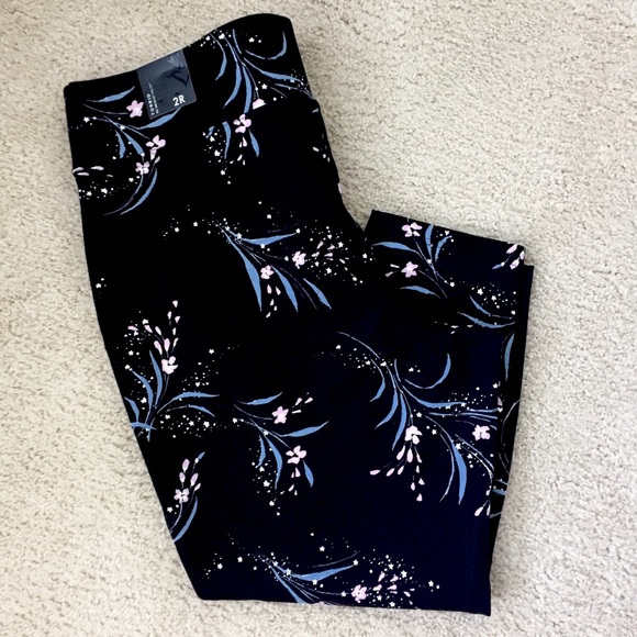 torrid Pants - Torrid Black Floral Athletic Leggings Slim Pixie 2